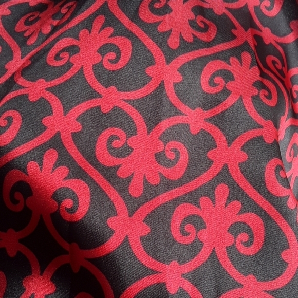 Tommy Hilfiger red & black halter tank - Picture 6 of 6